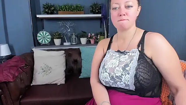 JesiaFoxi online show from 23, 9, 2025