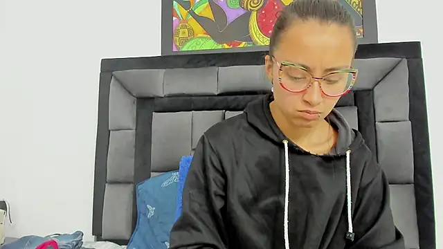 Snapshot of tatiana_valencia chatting on 8, 1, 2025 tatiana valencia online show from 8, 1, 2025