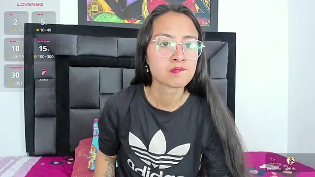 Snapshot of tatiana_valencia chatting on 10, 3, 2025 tatiana valencia online show from 10, 3, 2025