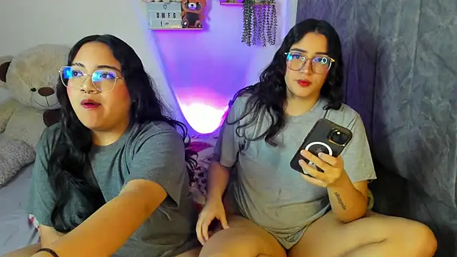 maddie-and-chelsea- online show from 9, 11, 2025