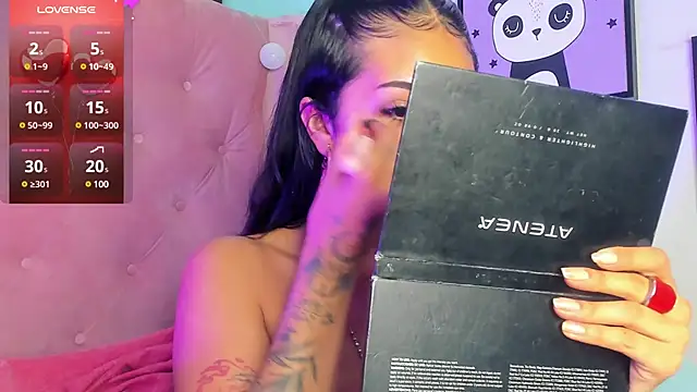 Giovanna oliveira online show from 23, 2, 2025