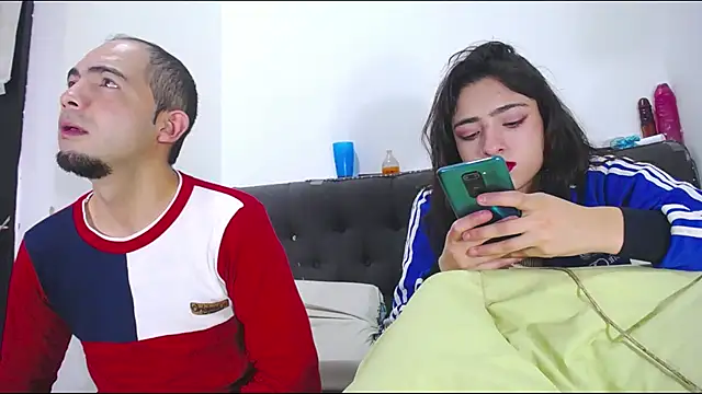 Snapshot of sofya-n-andy chatting on 13, 9, 2025 sofya-n-andy online show from 13, 9, 2025