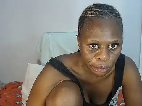 ZIPORA07 online show from 3, 2, 2025