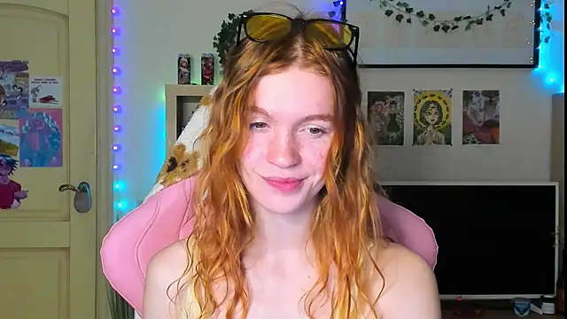 Sunny Elly online show from 10, 10, 2025