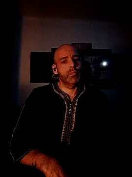 Snapshot of medioarabemediogypsi chatting on 14, 3, 2026 medioarabemediogypsi online show from 14, 3, 2026