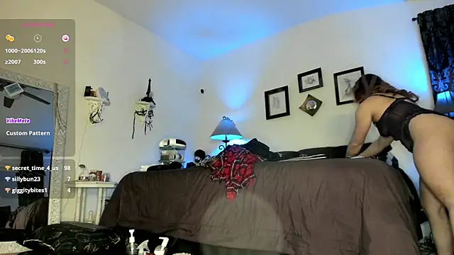 Peaches N Kreme online show from 11, 3, 2025