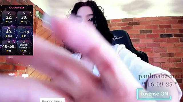 paulinabarnett- online show from 17, 9, 2025