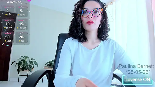 paulinabarnett- online show from 25, 5, 2026