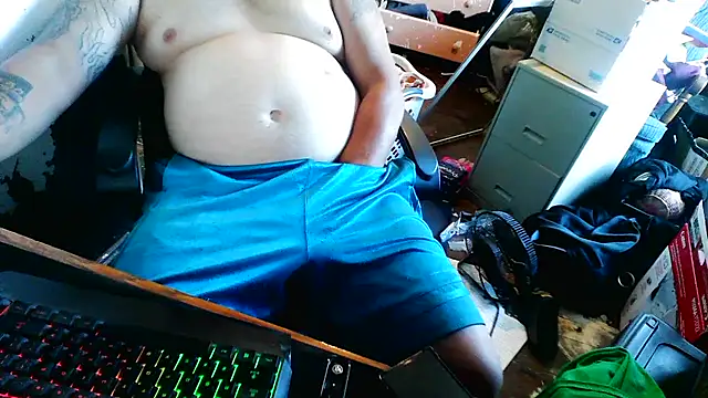 Snapshot of slickwill123 chatting on 13, 7, 2026 slickwill123 online show from 13, 7, 2026