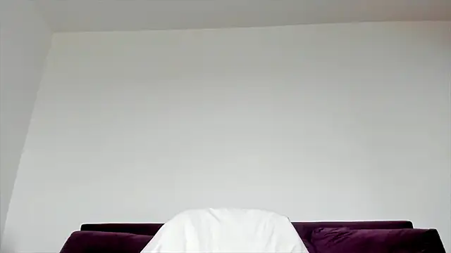 Snapshot of hornyemma__ chatting on 16, 10, 2025 hornyemma online show from 16, 10, 2025