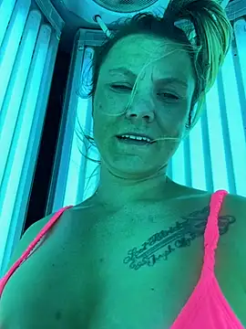 Snapshot of hotNReady6969 chatting on 1, 3, 2025 hotNReady6969 online show from 1, 3, 2025