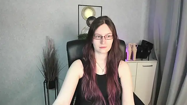 Snapshot of emmaxDelight chatting on 27, 4, 2026 emmaxDelight online show from 27, 4, 2026