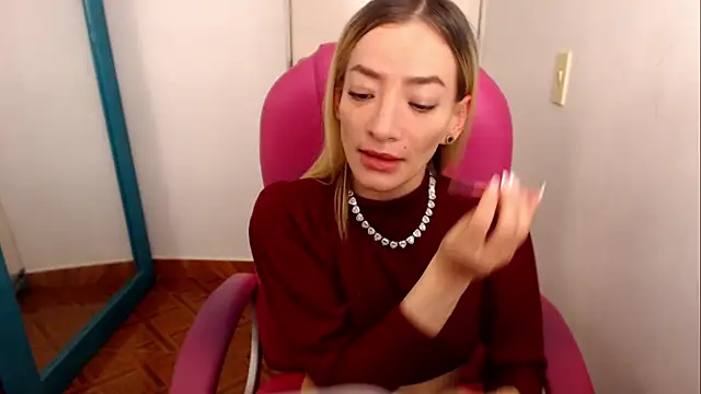 Snapshot of zoe_jones13 chatting on 23, 7, 2026 zoe jones13 online show from 23, 7, 2026