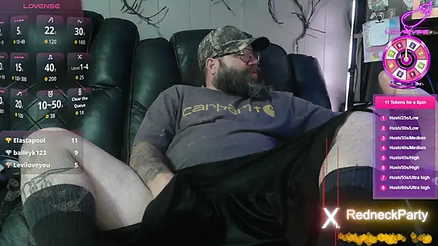 Snapshot of RedneckWants2PlayNow chatting on 25, 4, 2026 RedneckWants2PlayNow online show from 25, 4, 2026