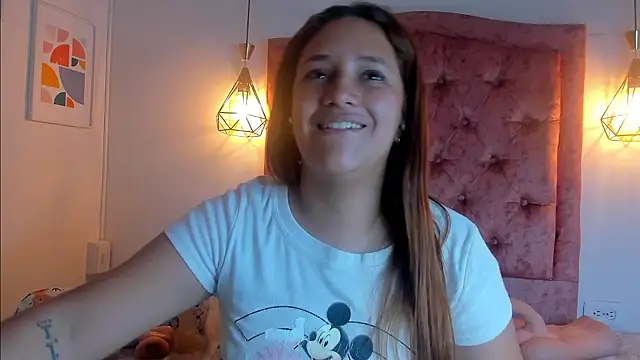 Snapshot of aprill21_ chatting on 3, 12, 2024 aprill21 online show from 3, 12, 2024