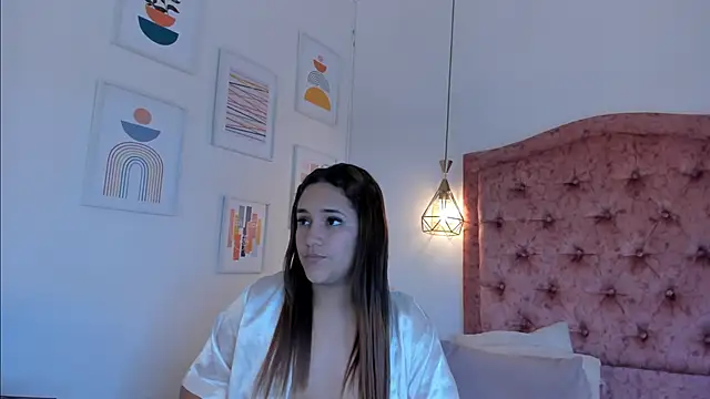 Snapshot of aprill21_ chatting on 13, 12, 2024 aprill21 online show from 13, 12, 2024
