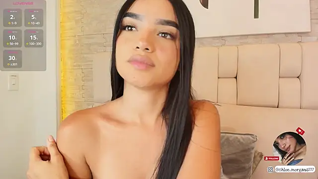 Chloe Morgans online show from 5, 3, 2025