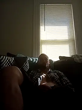 Snapshot of armdy371 chatting on 21, 10, 2025 armdy371 online show from 21, 10, 2025