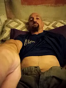 Snapshot of armdy371 chatting on 19, 11, 2025 armdy371 online show from 19, 11, 2025