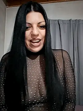 Snapshot of Paulitta- chatting on 25, 4, 2026 Paulitta- online show from 25, 4, 2026