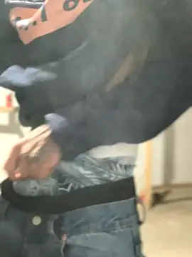 Snapshot of 27powercm chatting on 4, 10, 2025 27powercm online show from 4, 10, 2025