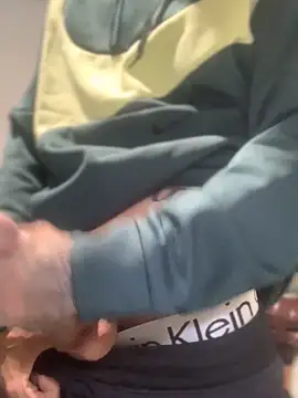 Snapshot of 27powercm chatting on 4, 11, 2025 27powercm online show from 4, 11, 2025