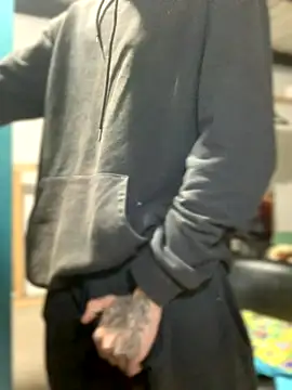 Snapshot of 27powercm chatting on 5, 11, 2025 27powercm online show from 5, 11, 2025