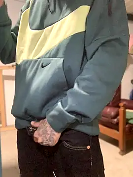 Snapshot of 27powercm chatting on 7, 11, 2025 27powercm online show from 7, 11, 2025