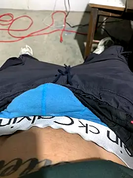 Snapshot of 27powercm chatting on 9, 11, 2025 27powercm online show from 9, 11, 2025