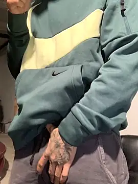 Snapshot of 27powercm chatting on 28, 11, 2025 27powercm online show from 28, 11, 2025