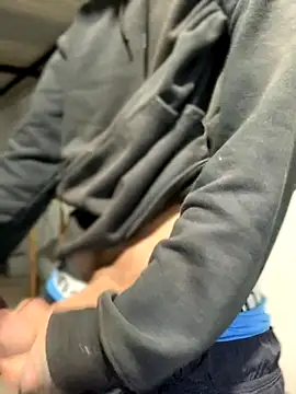 Snapshot of 27powercm chatting on 30, 11, 2025 27powercm online show from 30, 11, 2025