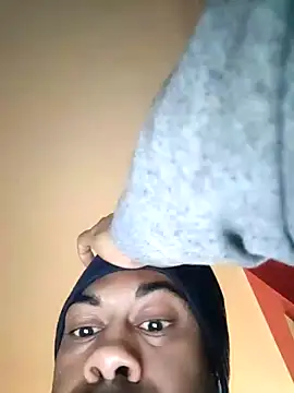 Snapshot of MetalAnalysis3 chatting on 17, 12, 2025 MetalAnalysis3 online show from 17, 12, 2025