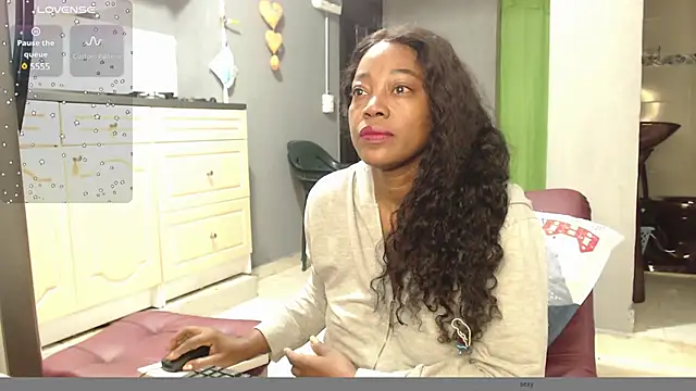 Snapshot of kimberley_123 chatting on 23, 12, 2024 kimberley 123 online show from 23, 12, 2024