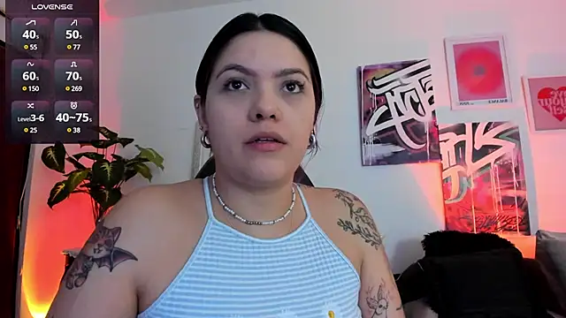 Snapshot of AnnieHuntters chatting on 30, 1, 2025 AnnieHuntters online show from 30, 1, 2025