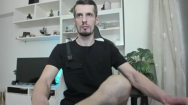 Snapshot of ToddClaytonn chatting on 4, 5, 2026 ToddClaytonn online show from 4, 5, 2026