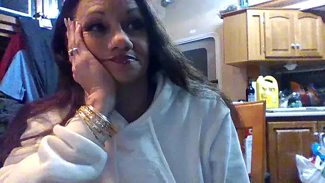 ALLURET4U online show from 12, 3, 2025