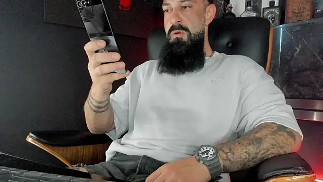 axxelrich  online show from 28, 9, 2025