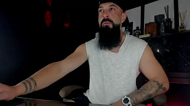 axxelrich  online show from 13, 10, 2025