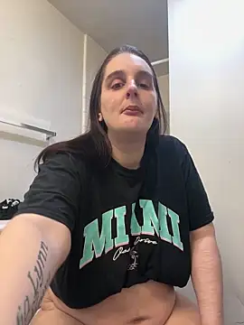 menaceswife online show from 17, 1, 2026