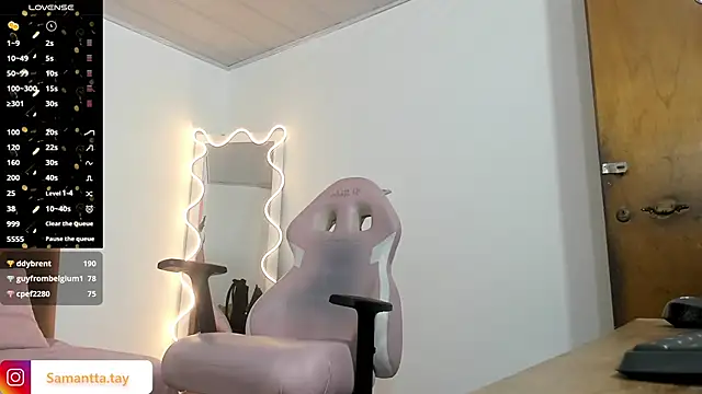 Snapshot of Samantta_tay chatting on 14, 1, 2025 Samantta tay online show from 14, 1, 2025