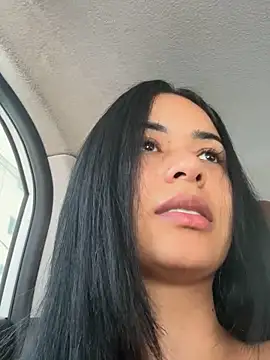 Laisabrazil online show from 29, 11, 2025