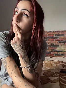 Snapshot of kriszy_baby chatting on 14, 2, 2025 kriszy baby online show from 14, 2, 2025