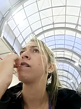 rachellboom online show from 28, 2, 2025