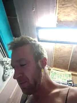 bentoverblonde online show from 5, 11, 2025