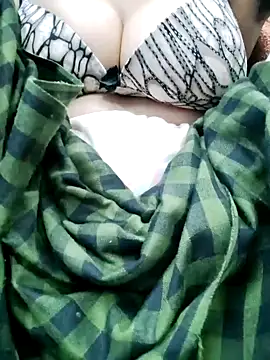 Snapshot of Shana-12 chatting on 28, 12, 2024 Shana-12 online show from 28, 12, 2024