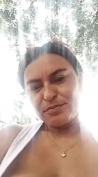 Snapshot of Horny-Mommy-Dirty chatting on 7, 3, 2025 Horny-Mommy-Dirty online show from 7, 3, 2025