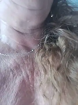 Snapshot of Horny-Mommy-Dirty chatting on 12, 10, 2025 Horny-Mommy-Dirty online show from 12, 10, 2025