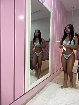 GabrielaLugo online show from 19, 12, 2025