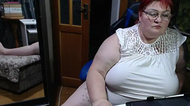 Snapshot of Goddess57 chatting on 12, 3, 2025 Goddess57 online show from 12, 3, 2025