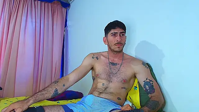 Thomass00 online show from 18, 3, 2025